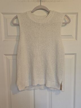 Abercrombie & Fitch Cream Textured Sleeveless Top Ivory Medium